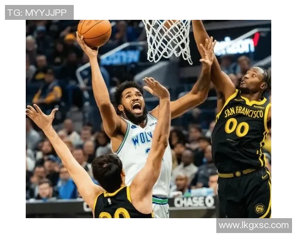 森林狼队大胜国王队，结束连败，重燃季后赛希望