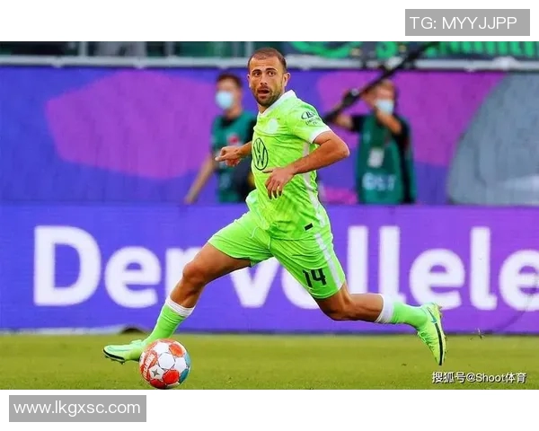 沃尔夫斯堡逆袭柏林赫塔，延续德甲不败传奇