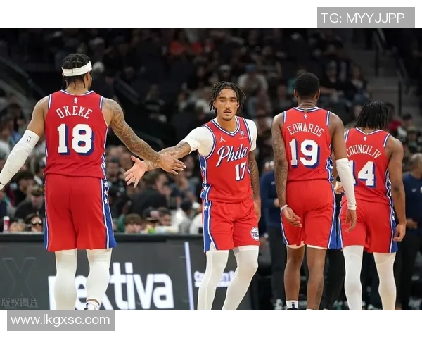 费城76人宣布主帅河流-布朗离队,背后隐藏的那些故事 费城76人宣布主帅河流-布朗离队,背后隐藏的那些故事